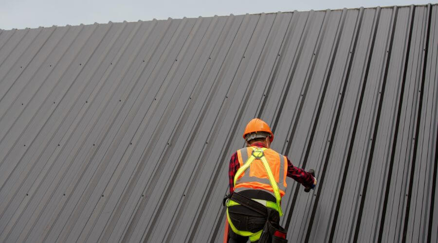 Professional residential roofers in Manson, IA
